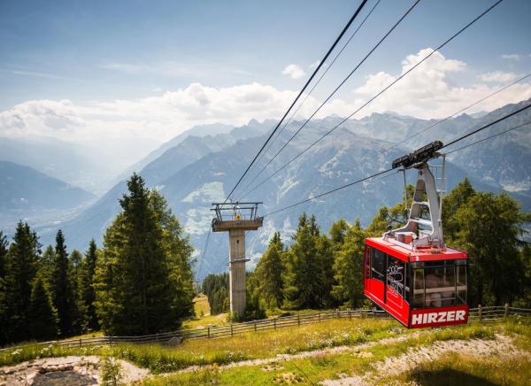 Fuga di giugno al Alpenhof